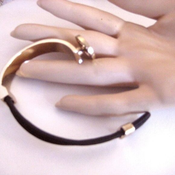 Michael Kors MK Medallion Logo Half Stretch  Bracelet Goldtone & Black elastic - Picture 3 of 5